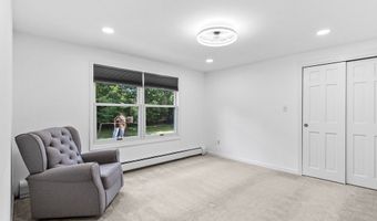 3 Cedar Hill Dr, Acushnet, MA 02743