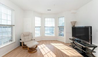 108 HARBOUR HEIGHTS Dr, Annapolis, MD 21401