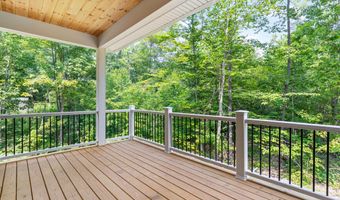 907 Richville Rd, Standish, ME 04084