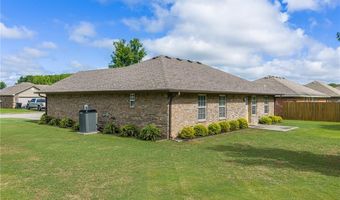 1724 Riley Cir, Alma, AR 72921
