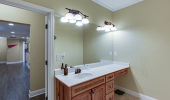 1373 Mountain Lake Dr, Auburn, GA 30011