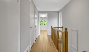 2911 EDGEHILL Dr, Alexandria, VA 22302