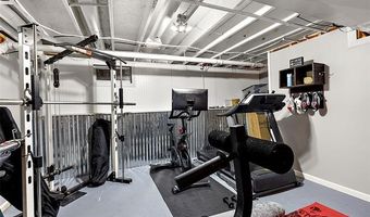 3373 Glover Rd, Almont, MI 48003