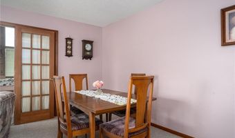596 E 1732 Rd, Baldwin City, KS 66006