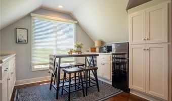 1038 Lake Viking Ter, Altamont, MO 64620