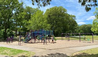 744 MATCH POINT Dr, Arnold, MD 21012