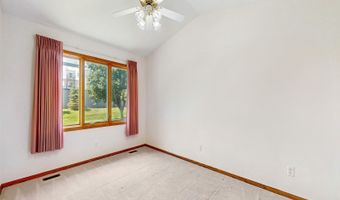 1017 NE 5th St, Ankeny, IA 50021