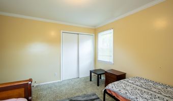 51 Aspen Cir, Albany, NY 12208