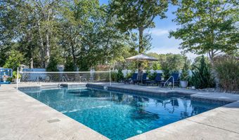 23 Pelican Dr, Bayville, NJ 08721
