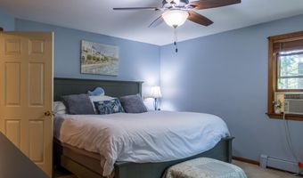 9 Kennebec Cir, Bath, ME 04530