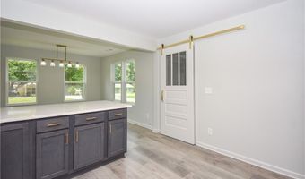 1706 SIMPSON St, Alexander City, AL 35010