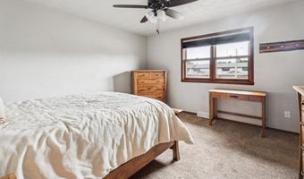 725 S WESTHAVEN Pl G, Appleton, WI 54914
