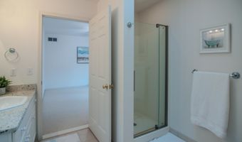 588 Green Rd, Ann Arbor, MI 48105