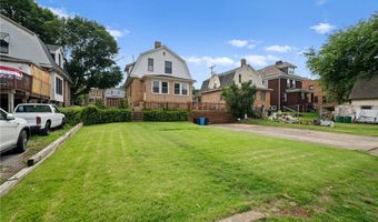 1427 Duss Ave, Ambridge, PA 15003