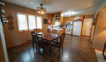 707 9th Ave, Ackley, IA 50601
