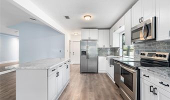 6840 NW 111TH Ln, Alachua, FL 32615