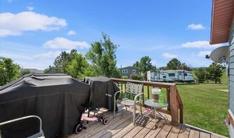 702 Taylor Ct, Belle Fourche, SD 57717