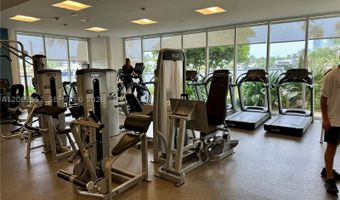 20281 E Country Club Dr 909, Aventura, FL 33180