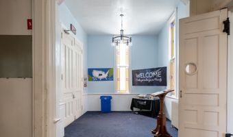 523 West St, Bristol, CT 06010