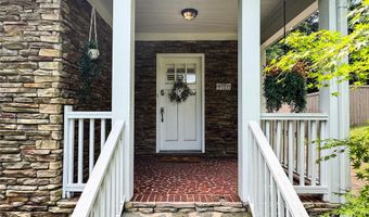 4010 Hiddenbrook Dr, Charlotte, NC 28205