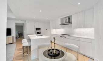 150 Seaport Blvd #5G, Boston, MA 02210