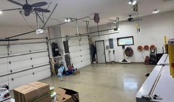 1913 NE 13th Ave, Austin, MN 55912
