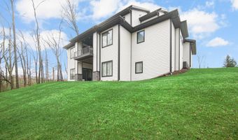 173 N Winterberry Dr, Valparaiso, IN 46385