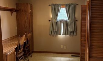 909 N Washington St, Bicknell, IN 47512
