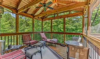 45 E Clement Rd, Bridgewater, NH 03222