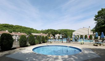 54 Idlewood 54, Bethel, CT 06801