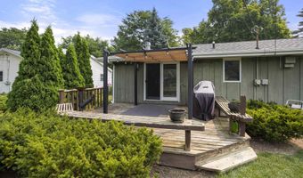 2601 S GREENVIEW St, Appleton, WI 54915