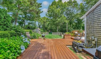 1 Sandy Ln, Bourne, MA 02532