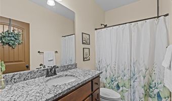 419 Highland Pointe Dr, Alto, GA 30510