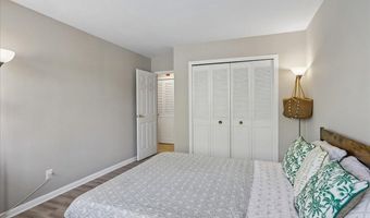 4977 BATTERY Ln #1-211, Bethesda, MD 20814