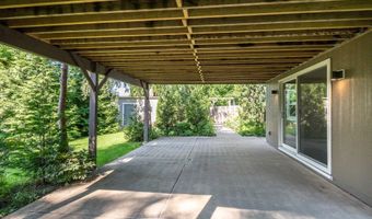 3329 Tally Ho Ln, Madison, WI 53705