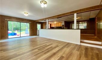 162 Keach Pond Dr, Glocester, RI 02814