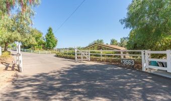 3563 Canonita Dr, Fallbrook, CA 92028