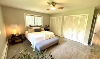 281 Clyde Rd, Bangor, ME 04401