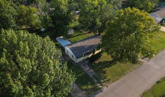 233 E Radio Ln, Arkansas City, KS 67005