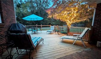 222 Shallowbrook Dr, Advance, NC 27006