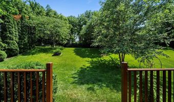 288 Brightfield Dr, Ballwin, MO 63021