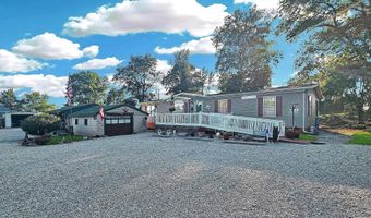 1015 W 4th St, Bicknell, IN 47512