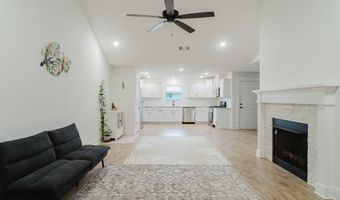 221 Palm St, Bentonville, AR 72713
