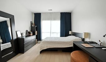 4850 EISENHOWER Ave 302, Alexandria, VA 22304