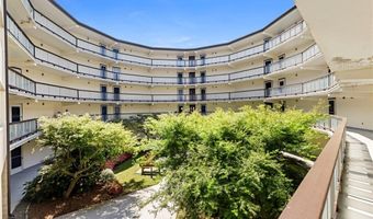 1209 Capella Way S 1209, Newport, RI 02840