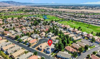 11246 Pleasant Hills Dr, Apple Valley, CA 92308