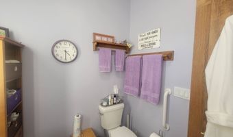 1105 14th St, Auburn, NE 68305