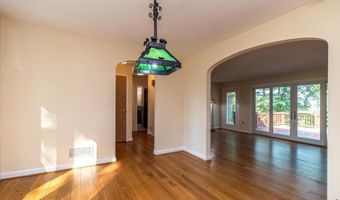 1901 ACORN Ln, Abington, PA 19001