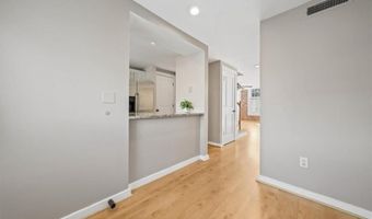 40 Web Ave 221, North Kingstown, RI 02852