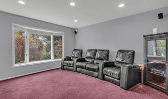 34 Serpentine Dr, Atlantic Highlands, NJ 07716